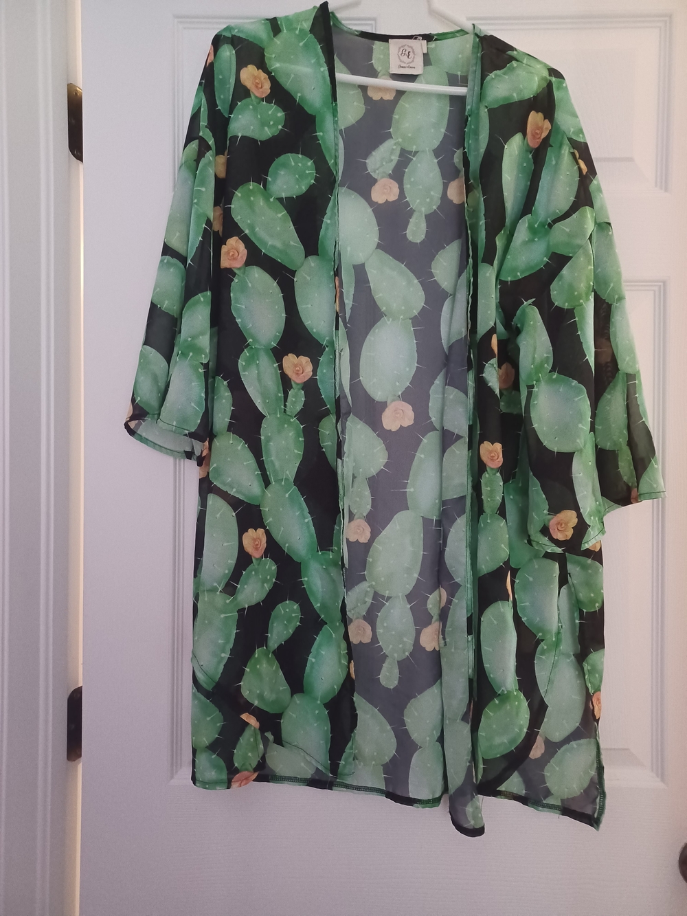 Grace & Emma Womens Size M/L Sheer Cactus Print Kimono Cover-up